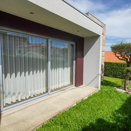 House On The Nyaraló Guimarães
