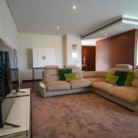 House On The Nyaraló *